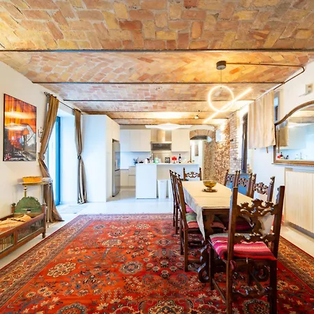 Casa Bianca Castelnuovo (Asti)